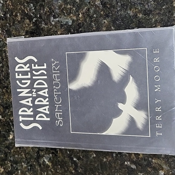 Strangers In Paradise, Sanctuary, Immortal Enemies, It's a Good Life Comic Books - Picture 3 of 8